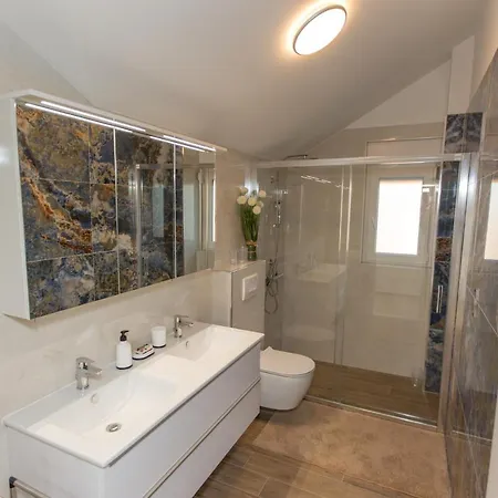Casa Lidia - Modern & Spacious & Few Steps To & Breathtaking View Appartamento