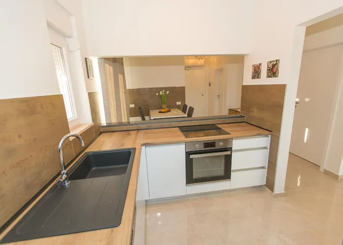 Casa Lidia - Modern & Spacious & Few Steps To & Breathtaking View 公寓 *