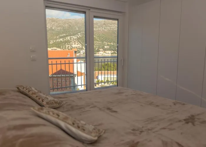 公寓 Casa Lidia - Modern & Spacious & Few Steps To & Breathtaking View *