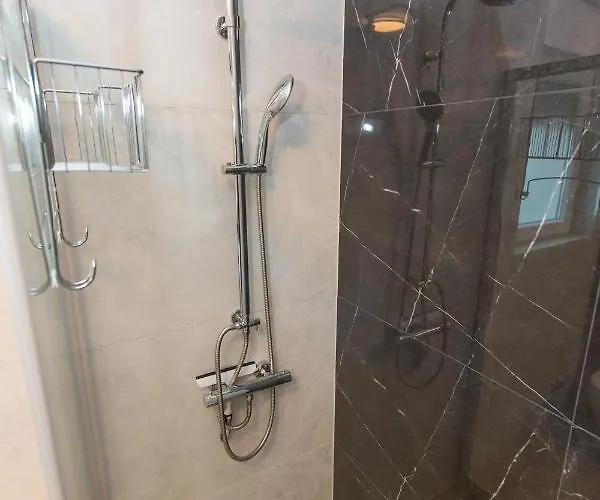 Casa Lidia - Modern & Spacious & Few Steps To & Breathtaking View 公寓 *